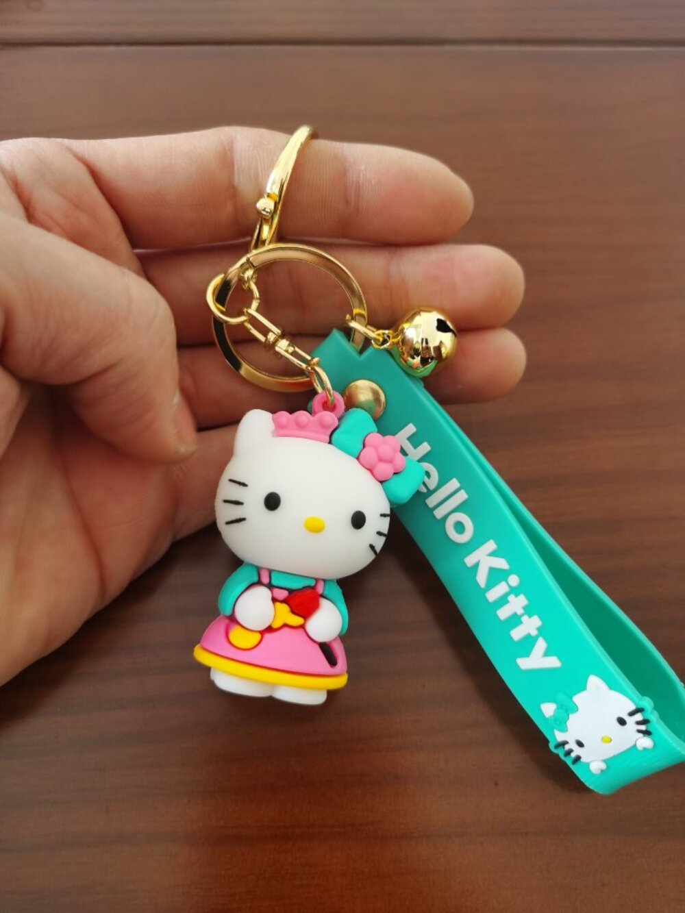 Hello Kitty Baker keychain - Picture 3 of 3
